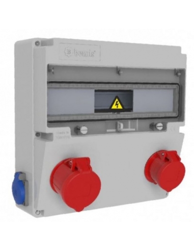 Box outlets 17 modules IP44 bases 2x16A 2P+T 1x16A 3P+N+T and 1x32A 3P+N+T